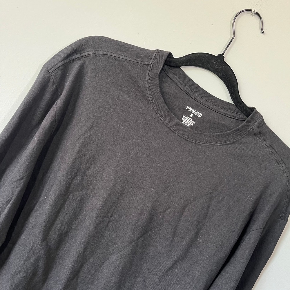 Highland Outfitters Mens Long Sleeve Crew Neck Tee Black Cotton Shirt M NEW
